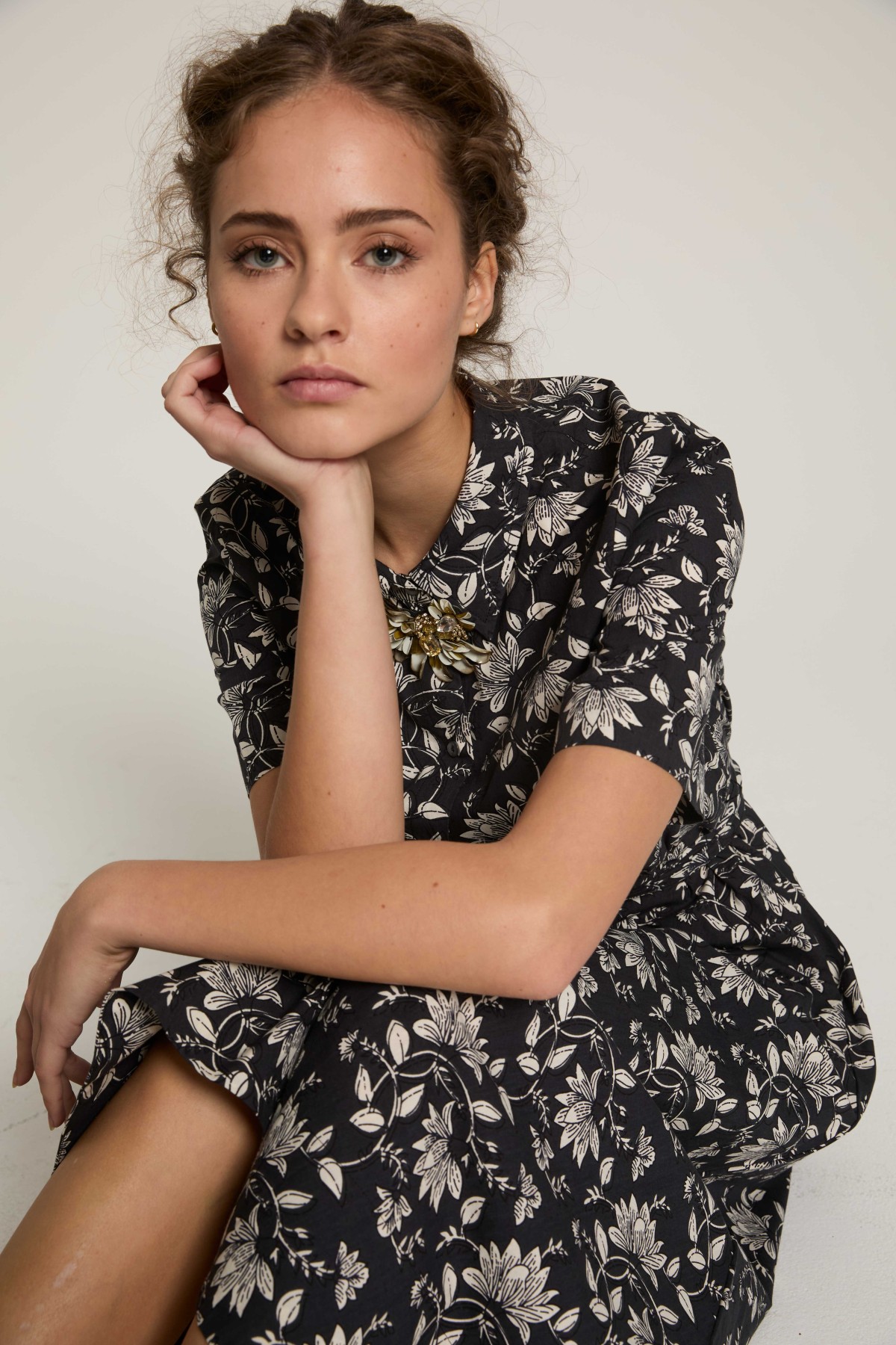 BELLA JONES collection été 2026 robe-frisson